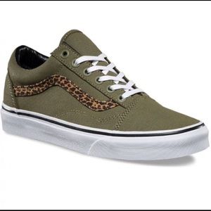 Vans Old Skool Sneaker Army Green Leopard - Size 9